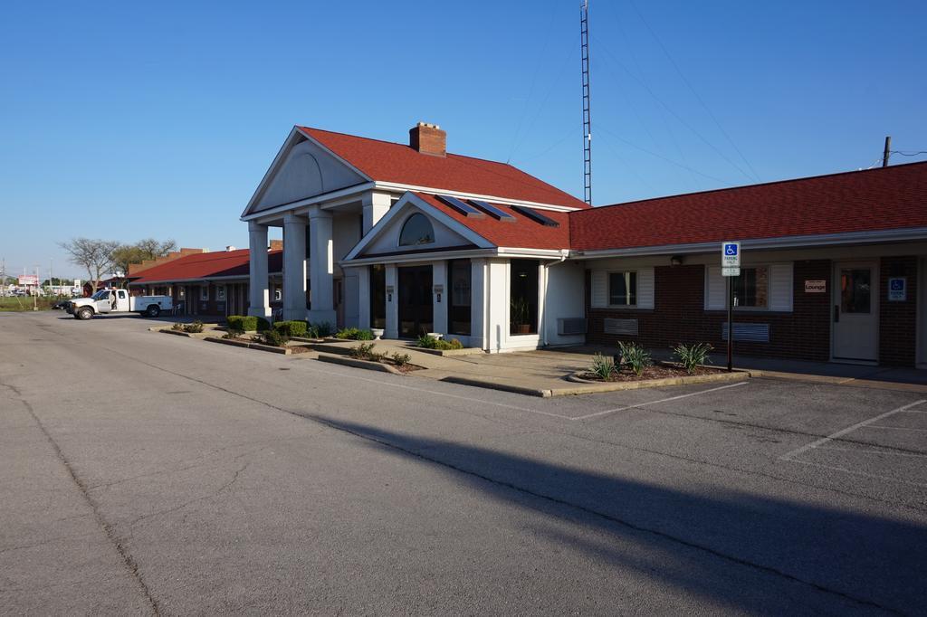 Bellevue Hotel And Suites Exterior photo